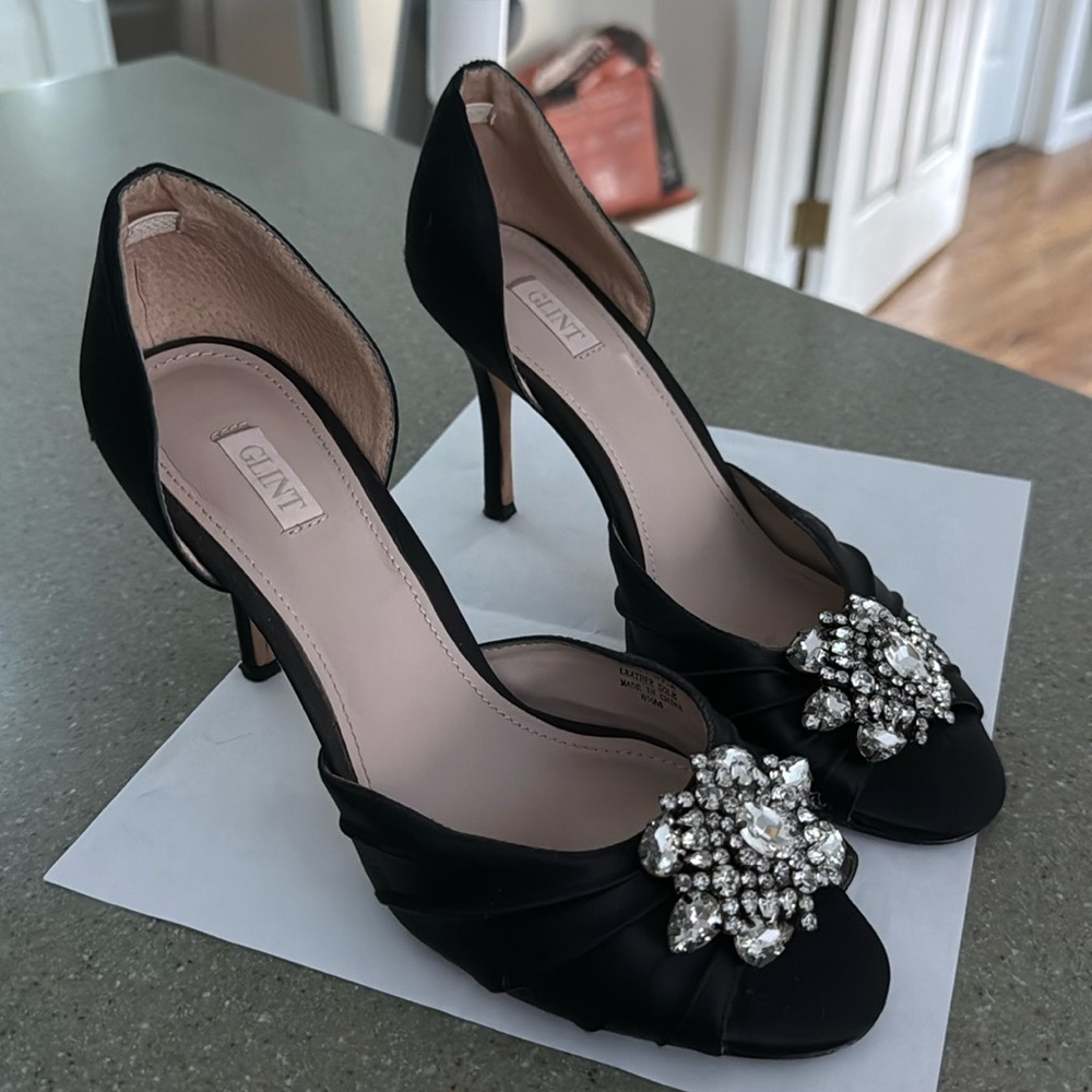 GLINT Black Satin heels